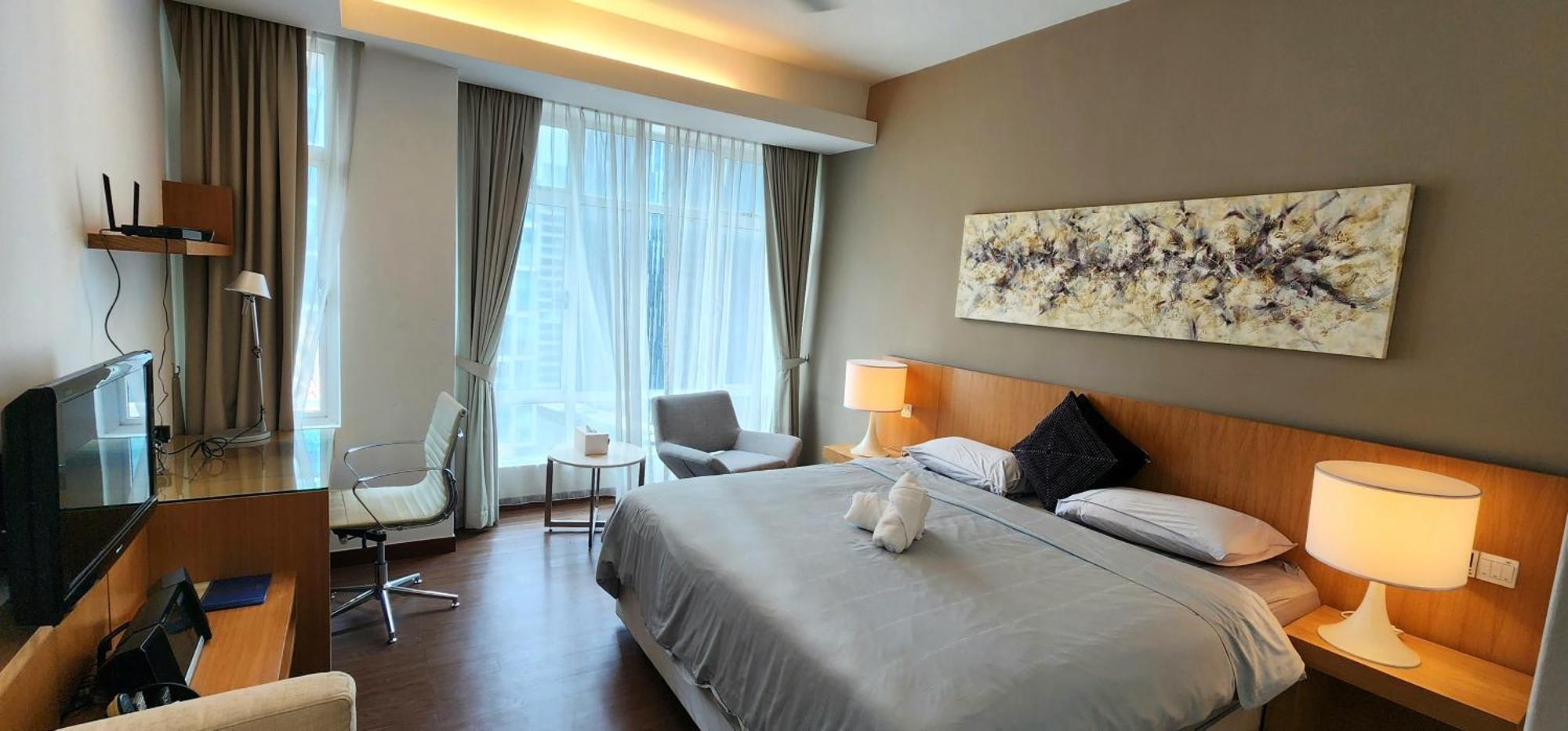 163 Super King Bed Near Petronas Twin Tower Klcc Kl Convention Center *